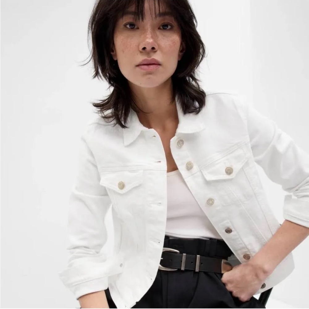 Gap White Denim Jacket with Silver Hardware | Size S